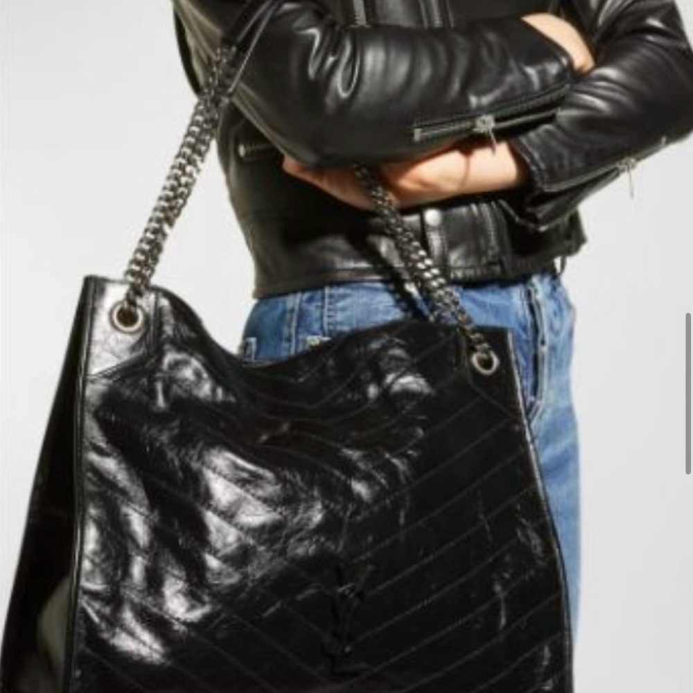 Yves Saint Laurent Black Tote Bag - Picture 8 of 15